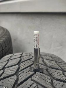 225-65R17x4 pneus hiver Michelin X-Ice Snow. Excellent état. - Photo 7