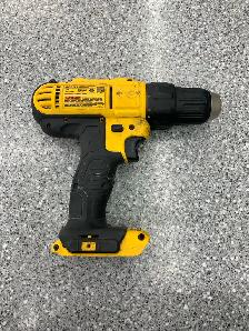 Dewalt DCD771 20V Drill - Photo 2