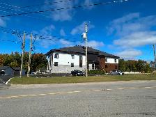 Condo 4 1\2 - Récif sur la Saint-Maurice