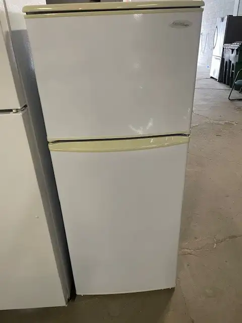 Réfrigérateur blanc 24'' Danby