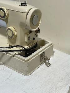 Omega 450 Sewing Machine - Photo 7