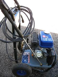 Simoniz  Gas  Pressure  Washer  For  Sale - Photo 4