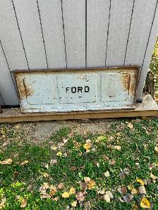 Ford tailgates