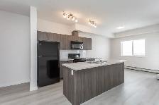 Apartment in Sylvan Lake - 1 Bed Plus Den - Photo 3