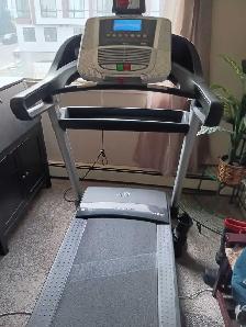 Nordic track 990 tread mill - Photo 6