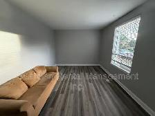 Newly Reno'd 3 Bed, 1 Bath Main Floor - 108 Banning St - $2000/m - Photo 11