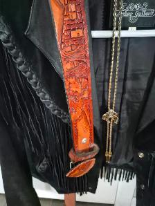 VESTE ET CEINTURE  WESTERN - Photo 3