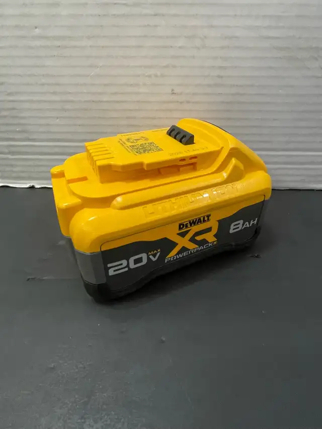 DEWALT 20V 8AH POWER-STACK BATTERY DCB2108