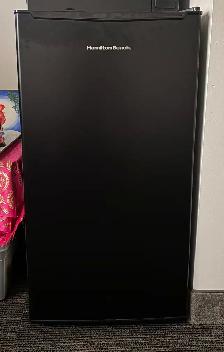 Winter 2027 Sublet Spacious Bedroom w/Private Bathroom - Photo 4