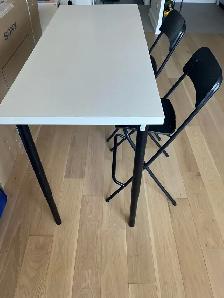 furniture/dining table - Photo 2