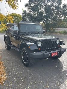 2012 Jeep Wrangler Unlimited ALTITUDE  /  6 SPEED  /  LEATHER - Photo 10