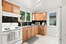 FOR SALE: 1.5 Storey, 3 Bed, Character Home in West Kildonan - Photo 3
