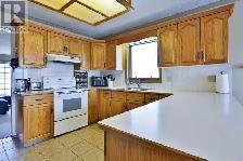 3 Bed 2 Bath Main Floor for Rent - Heritage Area, Lethbridge - Photo 5