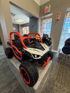 24V Farmer Buggy - Rubber Wheels, Leather Seats and RC - New box