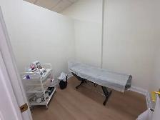Rooms for Rent in Beauty Salons - Starting at $500/m - Photo 5