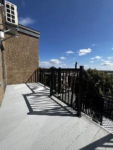 LOGEMENT 3 ½ AVEC BALCON   STATIONNEMENT À LOUER - Photo 2