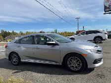 2017 Honda Civic LX - Photo 7