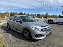 2017 Honda Civic LX - Photo 8