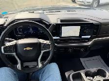 2025 Chevrolet Silverado 1500 LT - Photo 23