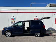 2015 Dodge Grand Caravan MOBILITY WHEELCHAIR ACCESSIBLE VAN-ON - Photo 3
