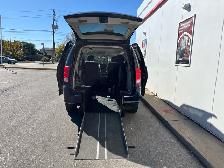 2015 Dodge Grand Caravan MOBILITY WHEELCHAIR ACCESSIBLE VAN-ON - Photo 4