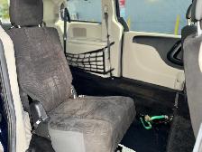 2015 Dodge Grand Caravan MOBILITY WHEELCHAIR ACCESSIBLE VAN-ON - Photo 20