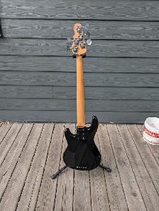 G&L Tribute L 2500 5 string bass guitar made in south Korea - Photo 5