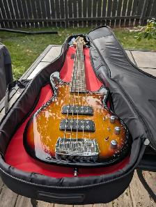 G&L Tribute L 2500 5 string bass guitar made in south Korea - Photo 7