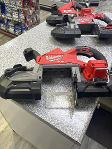 Milwaukee M18 Fuel Brushless band saws (tool only) - Photo 2