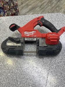 Milwaukee M18 Fuel Brushless band saws (tool only) - Photo 4