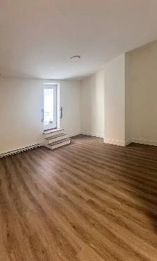 Modern Downtown Apartment | 1665 Barrington Street | $2,000 - Photo 6