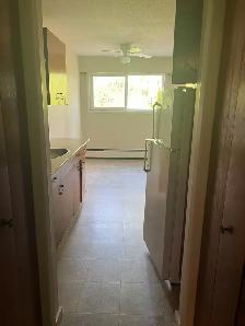 2 BEDROOM 1.5 BATH AVAILABLE IN PORT ALBERNI - Photo 2
