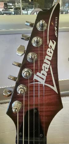 IBANEZ ELECTRIC GUITAR W/CASE SA260FM - Photo 3