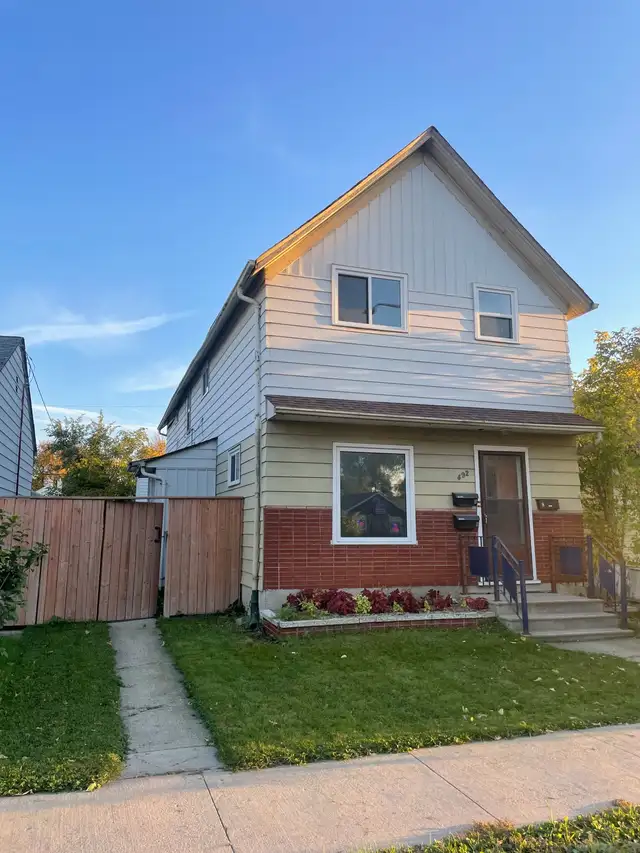 Pet Friendly, 2 Bed in St Boniface