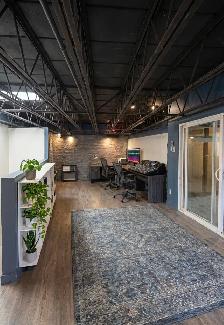 Suite 134-105 – Loft-Style Creative Studio with Private Room