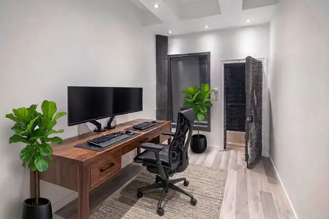 Suite 134-106 – Multi-Room Creative Studio or Professional Works
