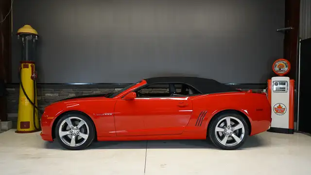 2011 Chevrolet Camaro 2SS - LS3, 6 Speed, Only 15,800kms!