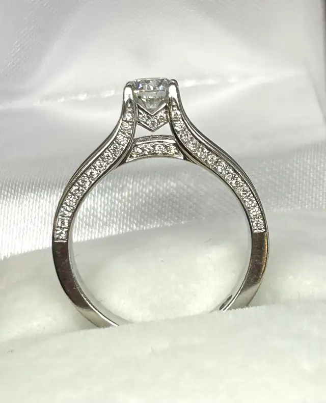 14k W/G Charm Diamond Ring