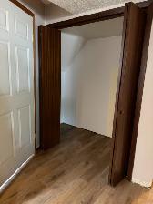 Spacious & bright 2 bed bsmt suite in desirable River Heights - Photo 5