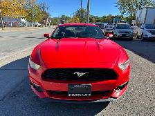 2015 Ford Mustang V6 - Photo 9