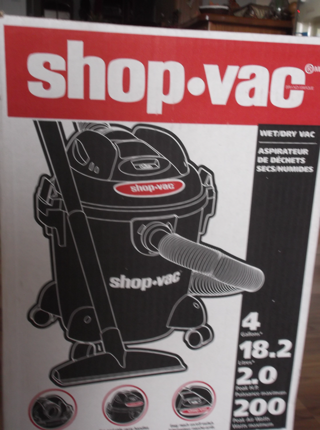 shop vac 4 gallons jamais servie