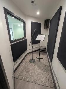 Suite 124-258 – Creative Production Space with Treated Booth - Photo 2