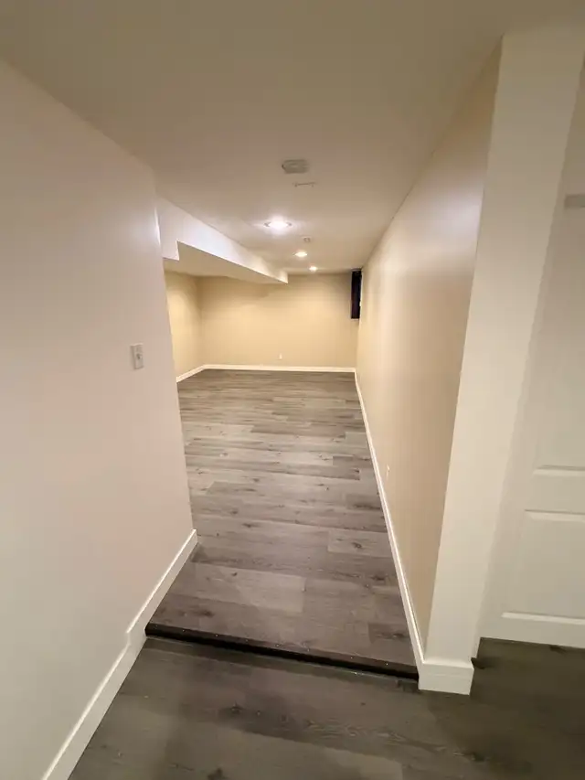 1 bedroom, 1 bathroom basement for rent