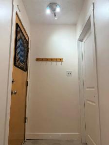 1 bedroom, 1 bathroom basement for rent - Photo 3