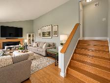 Pet-Friendly 3 Bedroom, 2 Bath with detached garage - Photo 3