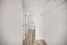 LUXURY 3 Bedroom Apartment In Garden City! - Photo 8