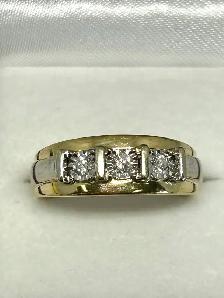 10k Men’s  Vintage three-stone / trilogy Diamond Ring - Photo 5