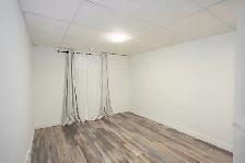 3Bed 2Bath Plus 2Dens House For Rent In Silver Heights - Photo 13