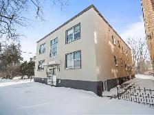 NEWLY Renovated 2 Bedroom Apartment! Move In Ready! - Photo 10