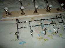 WALL MOUNTED CLOTHES HANGER - Photo 2